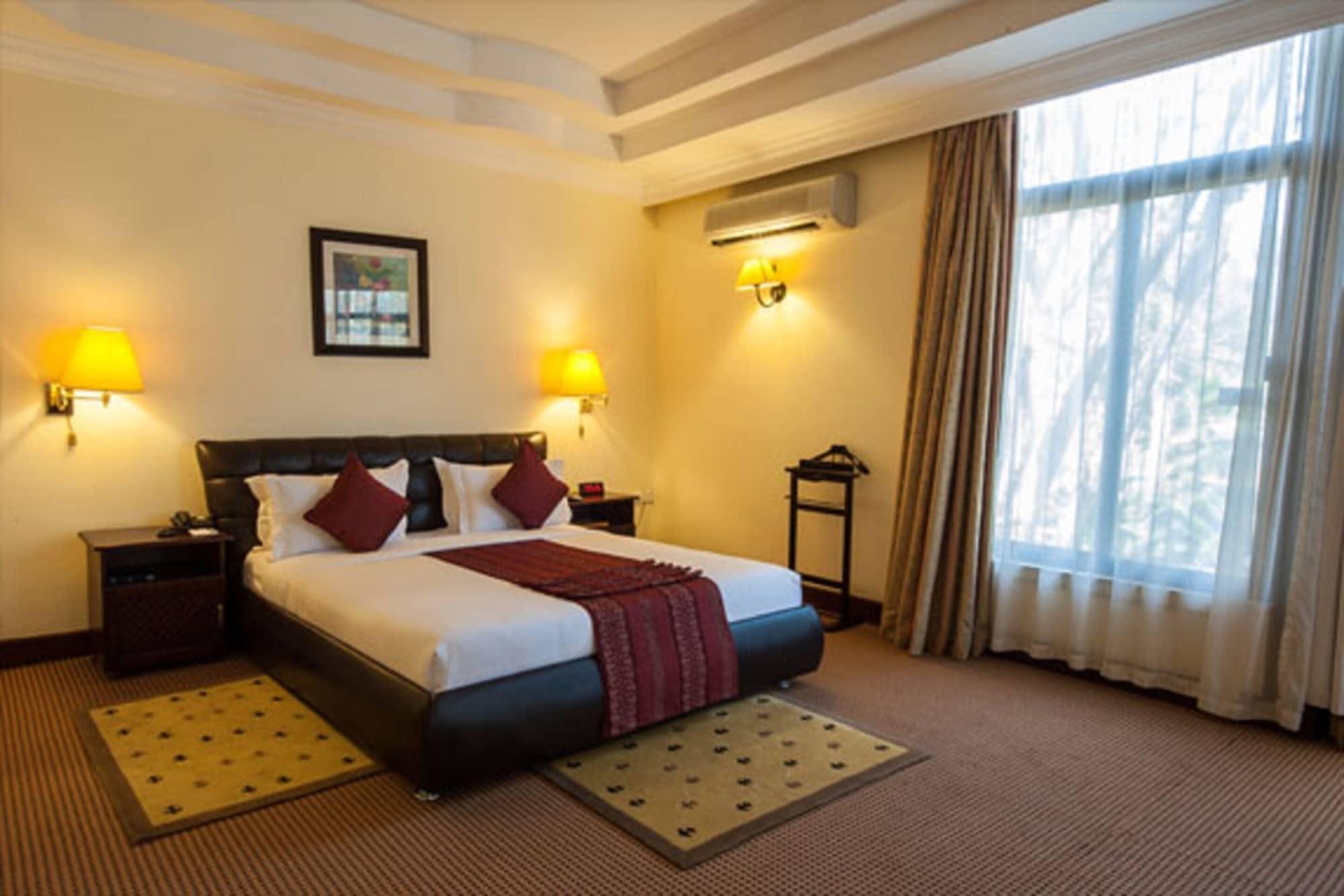 Kibo Palace Hotel Аруша Экстерьер фото